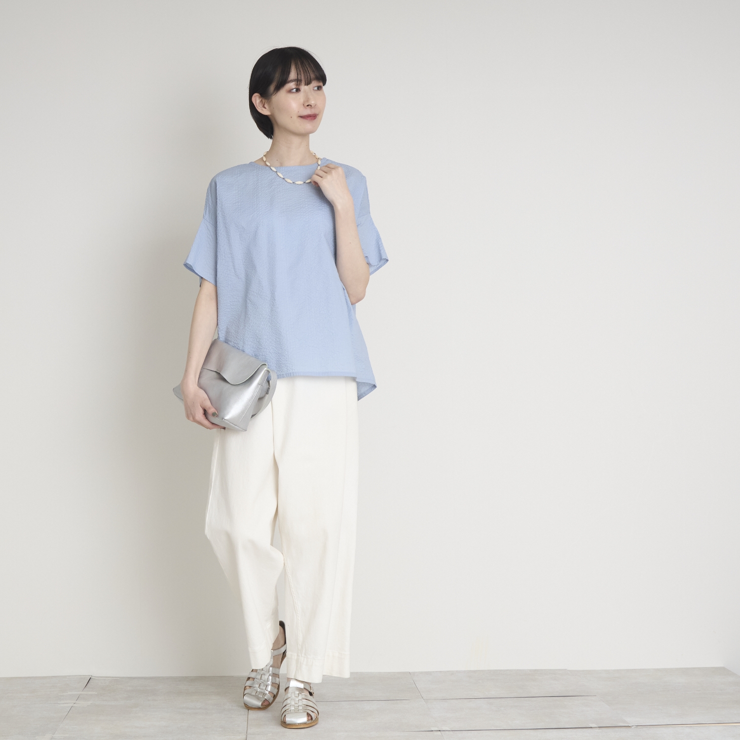 Kilka/袖口から下着が見えにくいポコポコブラウス